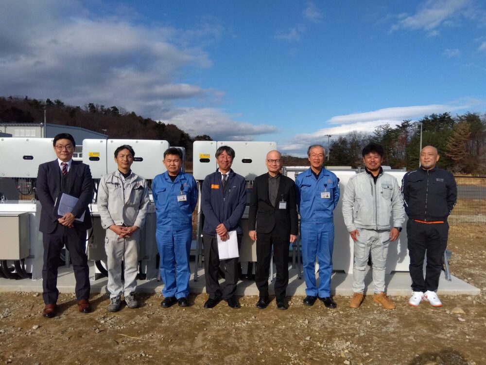 工事関係者と記念撮影 オルテナジー社、K-NEX社